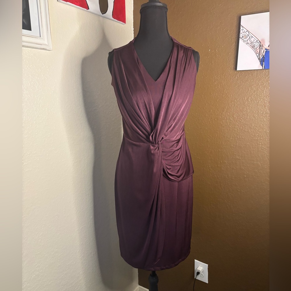 Adrianna Papell Sleeveless Burgundy Midi Dress